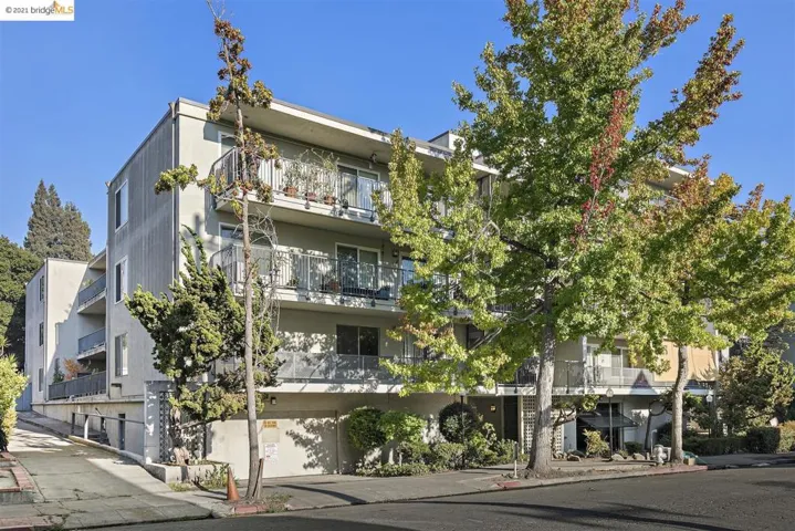 424 Staten Ave 203, Oakland, California 94610