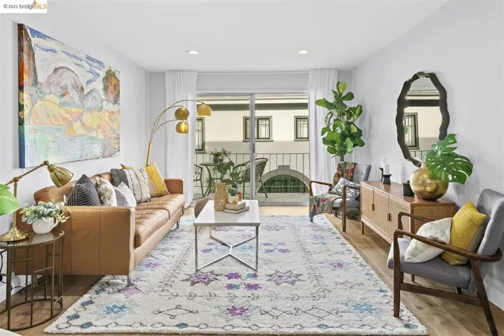 424 Staten Ave 203, Oakland, California 94610