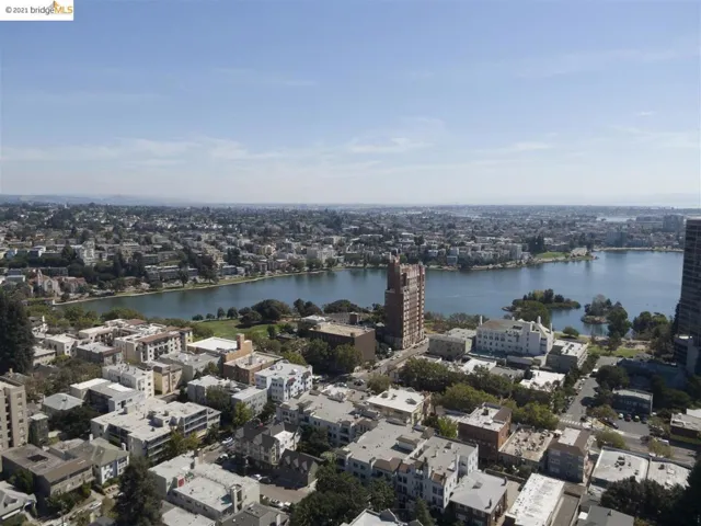 424 Staten Ave 203, Oakland, California 94610