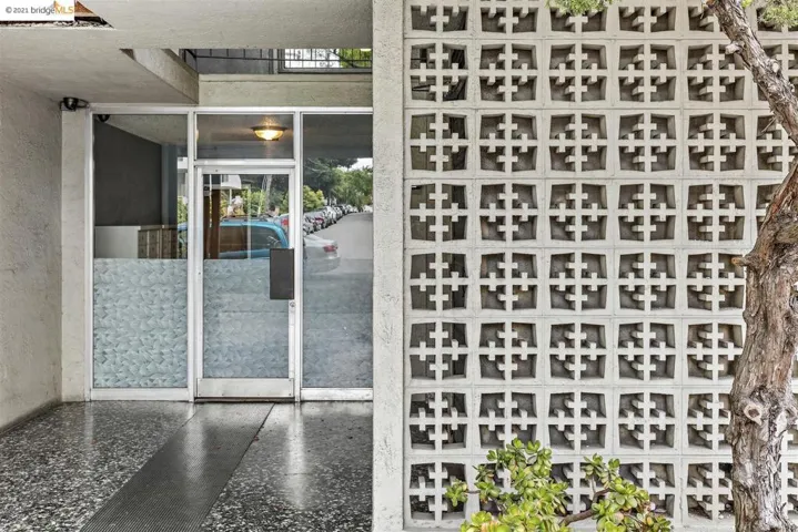 424 Staten Ave 203, Oakland, California 94610