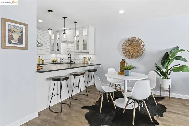 424 Staten Ave 203, Oakland, California 94610