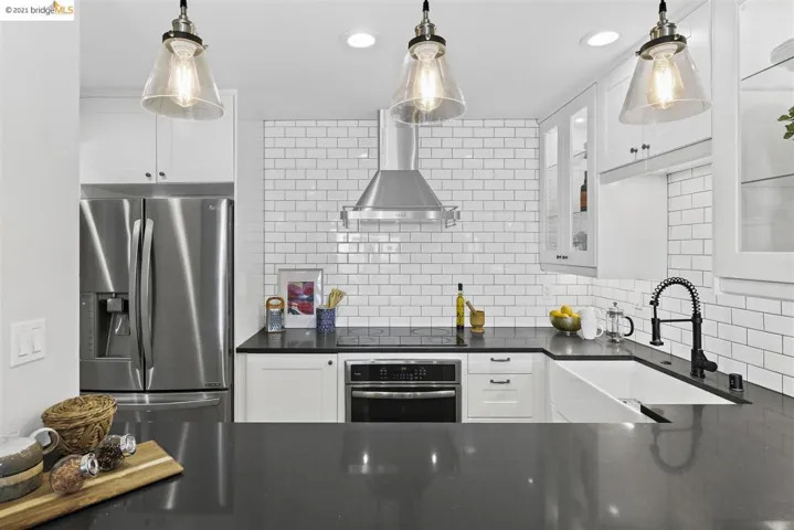 424 Staten Ave 203, Oakland, California 94610