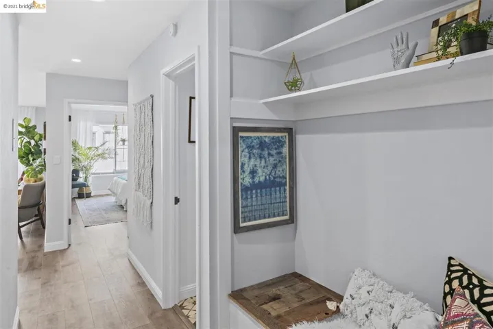 424 Staten Ave 203, Oakland, California 94610