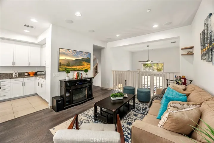 805 S Anaheim Boulevard 102, Anaheim, California 92805