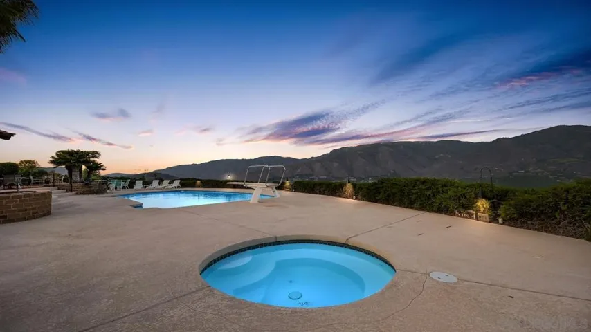 32433 Cole Grade Rd, Valley Center, California 92082
