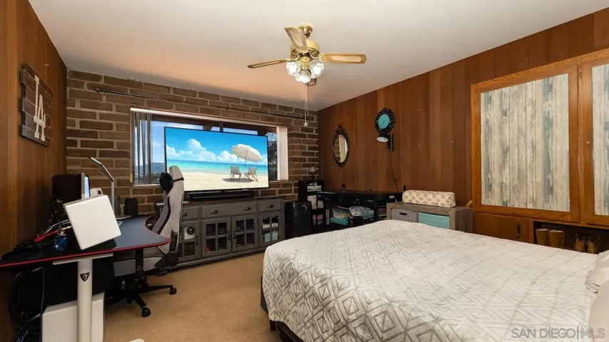 32433 Cole Grade Rd, Valley Center, California 92082