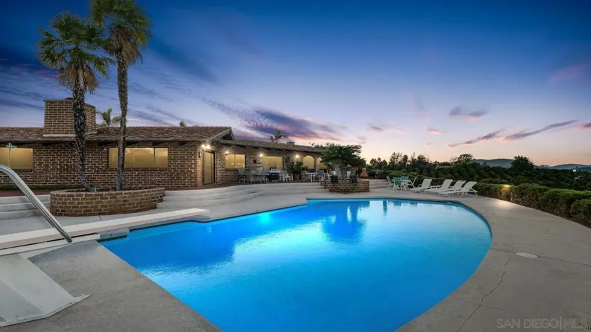 32433 Cole Grade Rd, Valley Center, California 92082