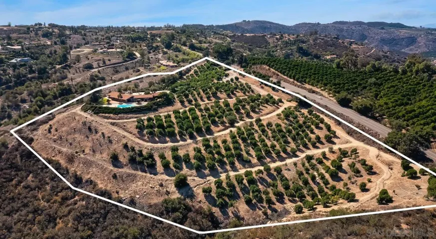 32433 Cole Grade Rd, Valley Center, California 92082