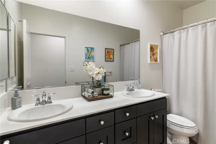 11715 Caramella Circle, Bakersfield, California 93311
