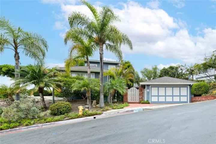 139 Avenida Cota, San Clemente, California 92672
