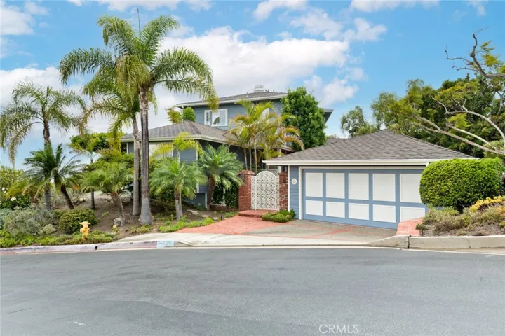 139 Avenida Cota, San Clemente, California 92672