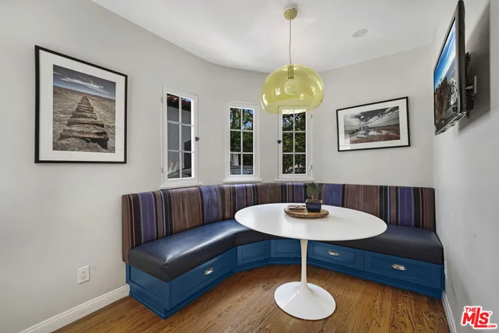 Breakfast Nook