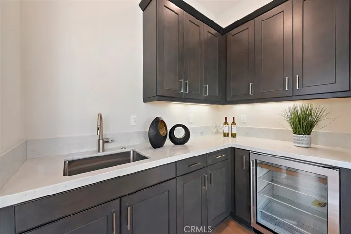 59 Cetus, Irvine, California 92618