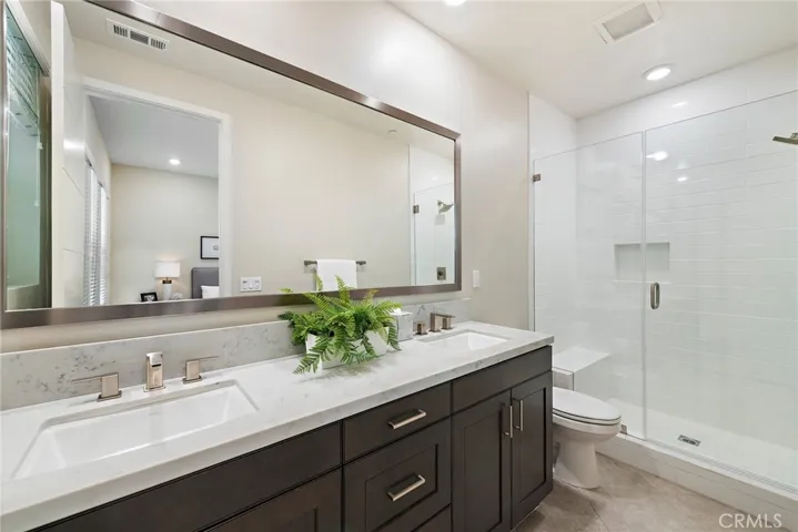 59 Cetus, Irvine, California 92618