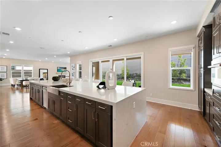 59 Cetus, Irvine, California 92618