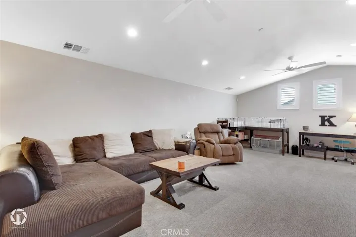 14837 Blue Stream Avenue, Bakersfield, California 93314