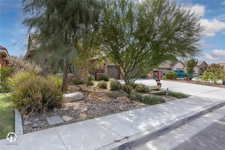 14837 Blue Stream Avenue, Bakersfield, California 93314