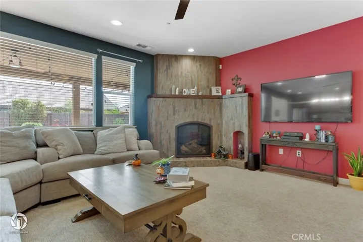 14837 Blue Stream Avenue, Bakersfield, California 93314
