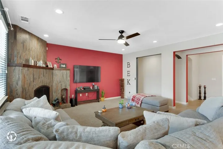 14837 Blue Stream Avenue, Bakersfield, California 93314