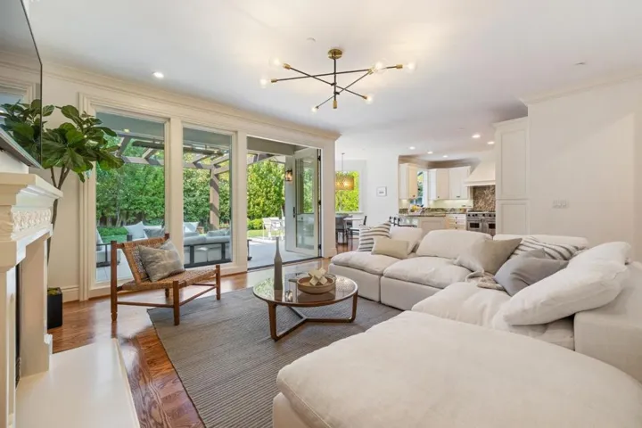 , Menlo Park, California 94025