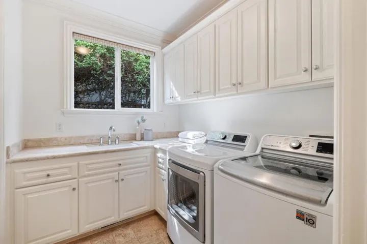 , Menlo Park, California 94025