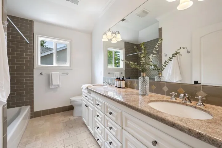 , Menlo Park, California 94025