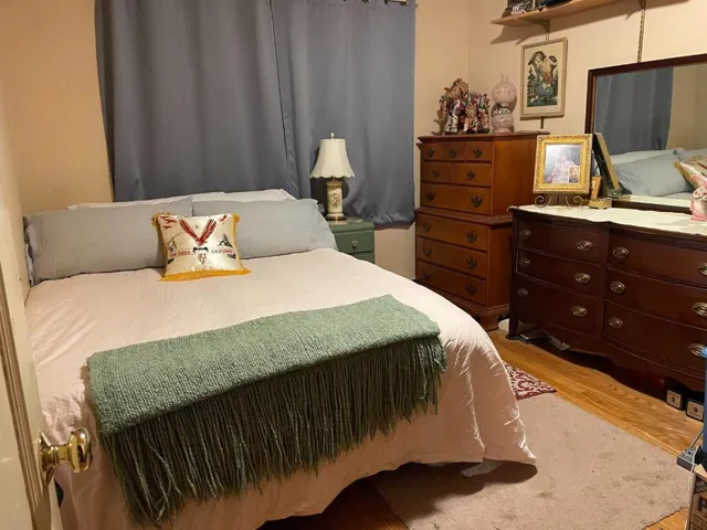 , Los Altos, California 94024