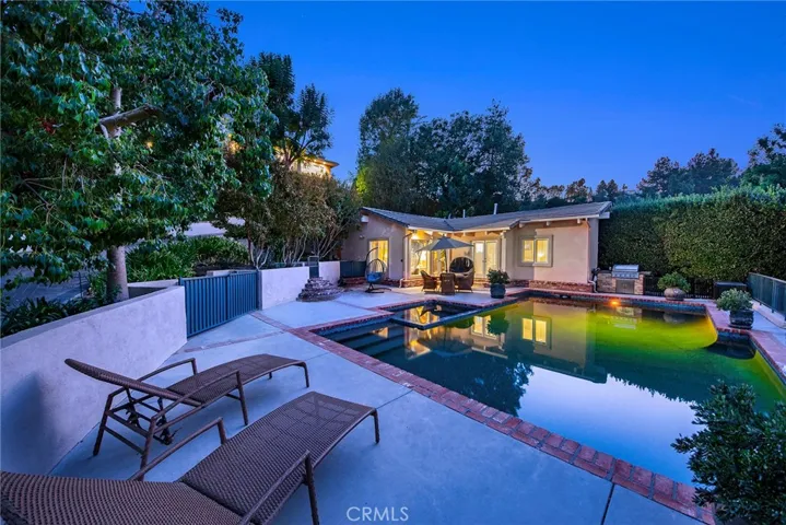 4991 Brewster Drive, Tarzana, California 91356