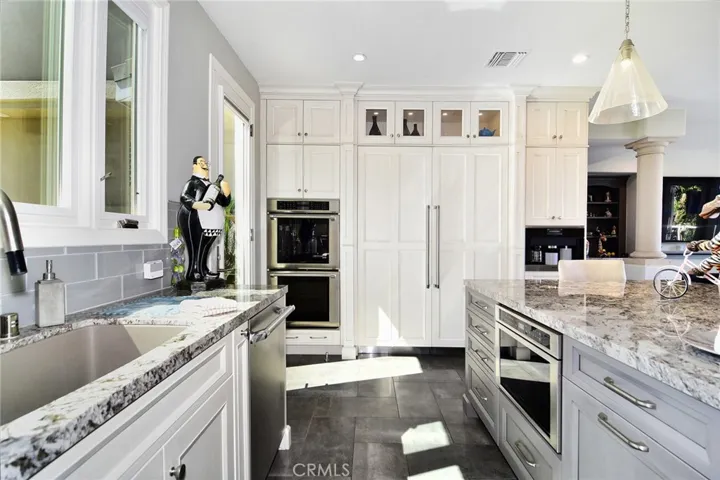 4991 Brewster Drive, Tarzana, California 91356