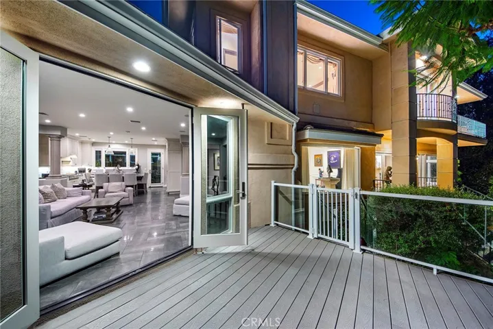 4991 Brewster Drive, Tarzana, California 91356
