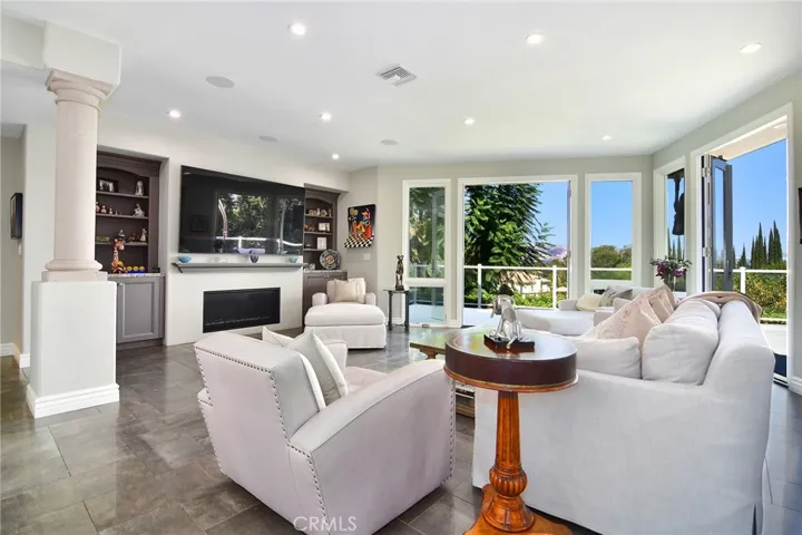 4991 Brewster Drive, Tarzana, California 91356