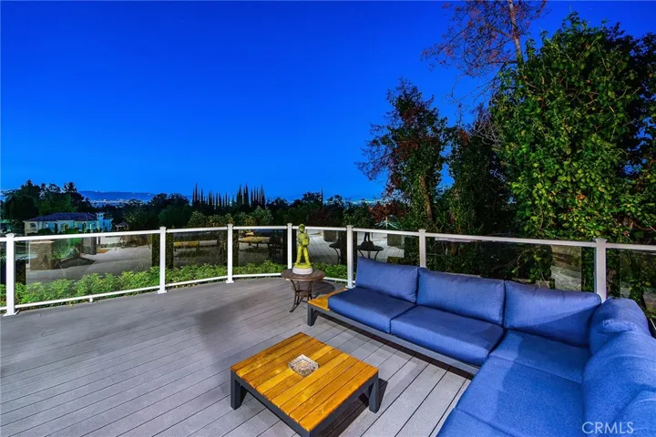 4991 Brewster Drive, Tarzana, California 91356