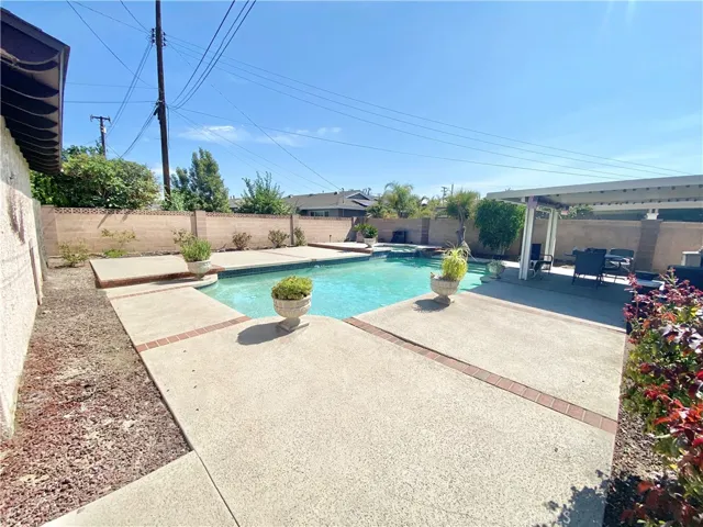 338 Kennedy Road, San Dimas, California 91773