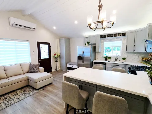 7302 Ponce Avenue, West Hills, California 91307