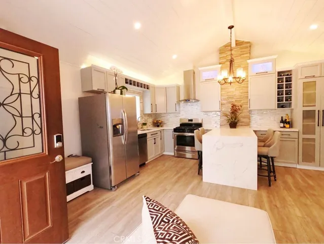 7302 Ponce Avenue, West Hills, California 91307