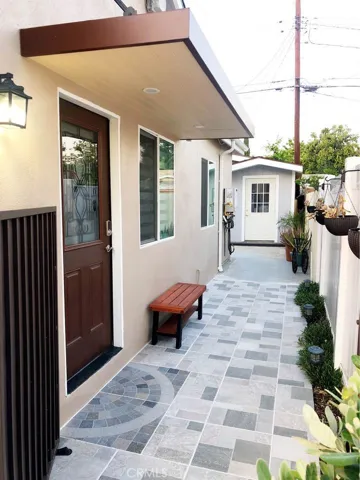 7302 Ponce Avenue, West Hills, California 91307