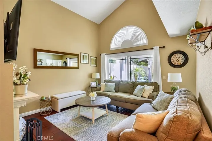 6577 Sonoma Avenue, Fontana, California 92336