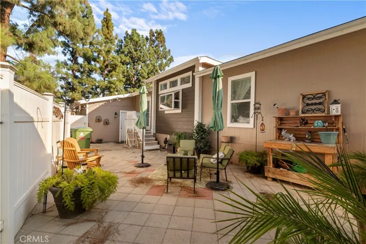 15455 Glenoaks Boulevard 513, Sylmar, California 91342