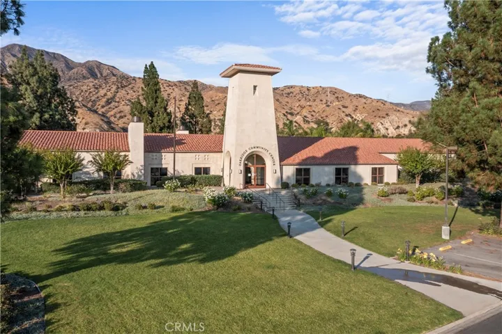 15455 Glenoaks Boulevard 513, Sylmar, California 91342