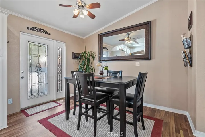15455 Glenoaks Boulevard 513, Sylmar, California 91342