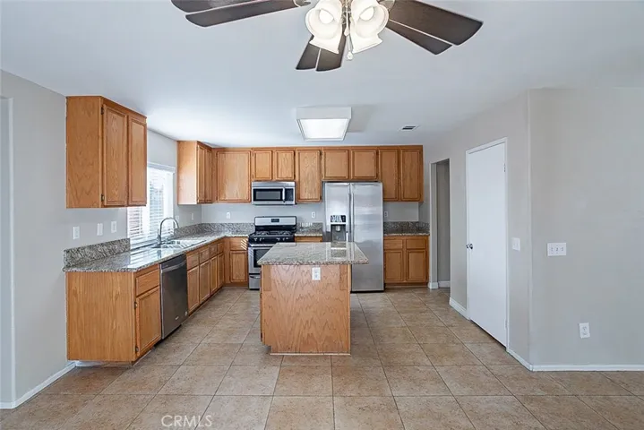 4485 Oak Tree Way, Hemet, California 92545