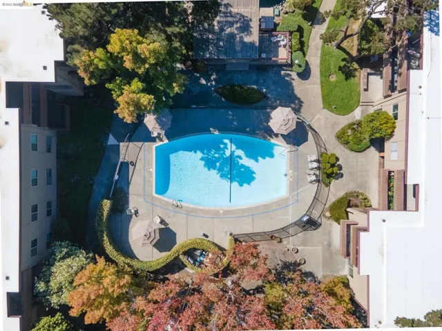1333 Webster St. A103, Alameda, California 94501-3841