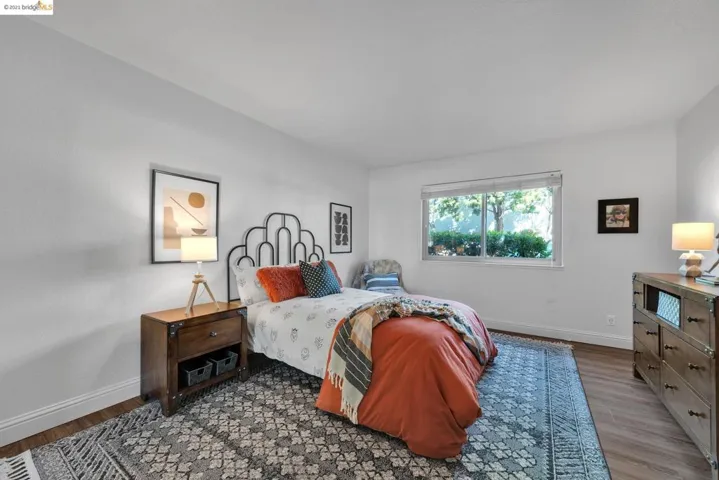 1333 Webster St. A103, Alameda, California 94501-3841