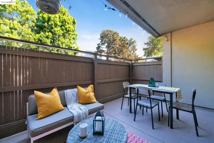 1333 Webster St. A103, Alameda, California 94501-3841
