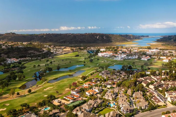 7359 Alicante Rd, Carlsbad, California 92009