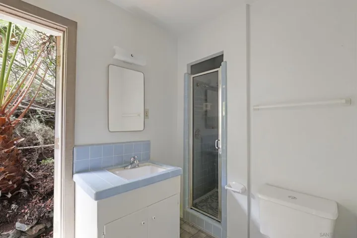 10101 Sierra Vista Ave, La Mesa, California 91941