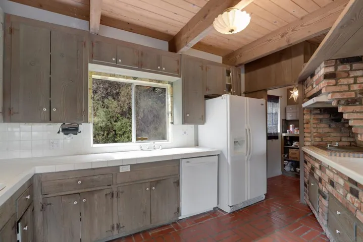 10101 Sierra Vista Ave, La Mesa, California 91941