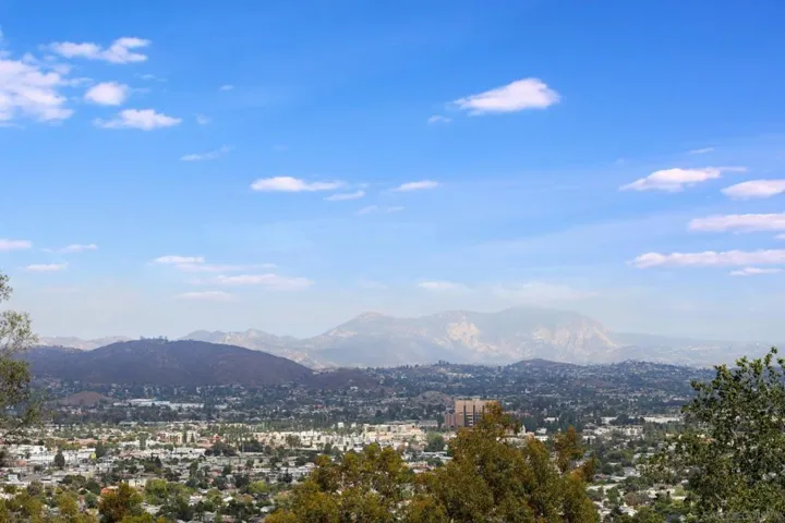 10101 Sierra Vista Ave, La Mesa, California 91941