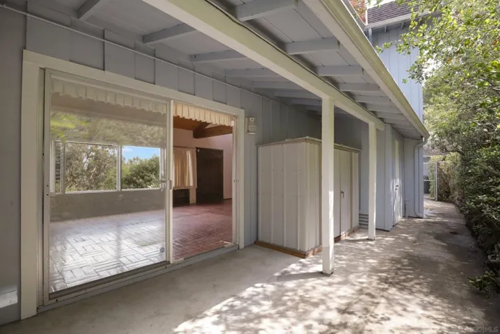 10101 Sierra Vista Ave, La Mesa, California 91941