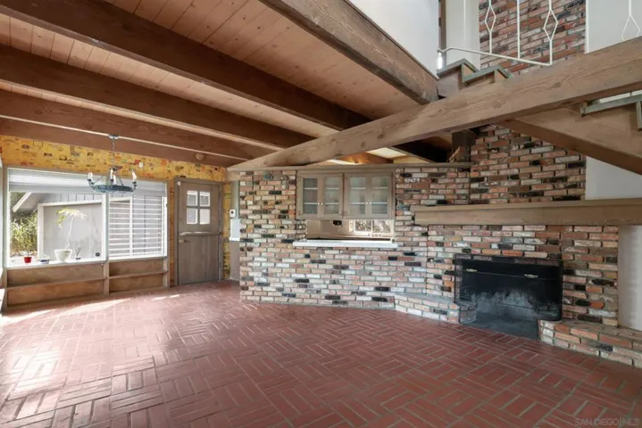 10101 Sierra Vista Ave, La Mesa, California 91941